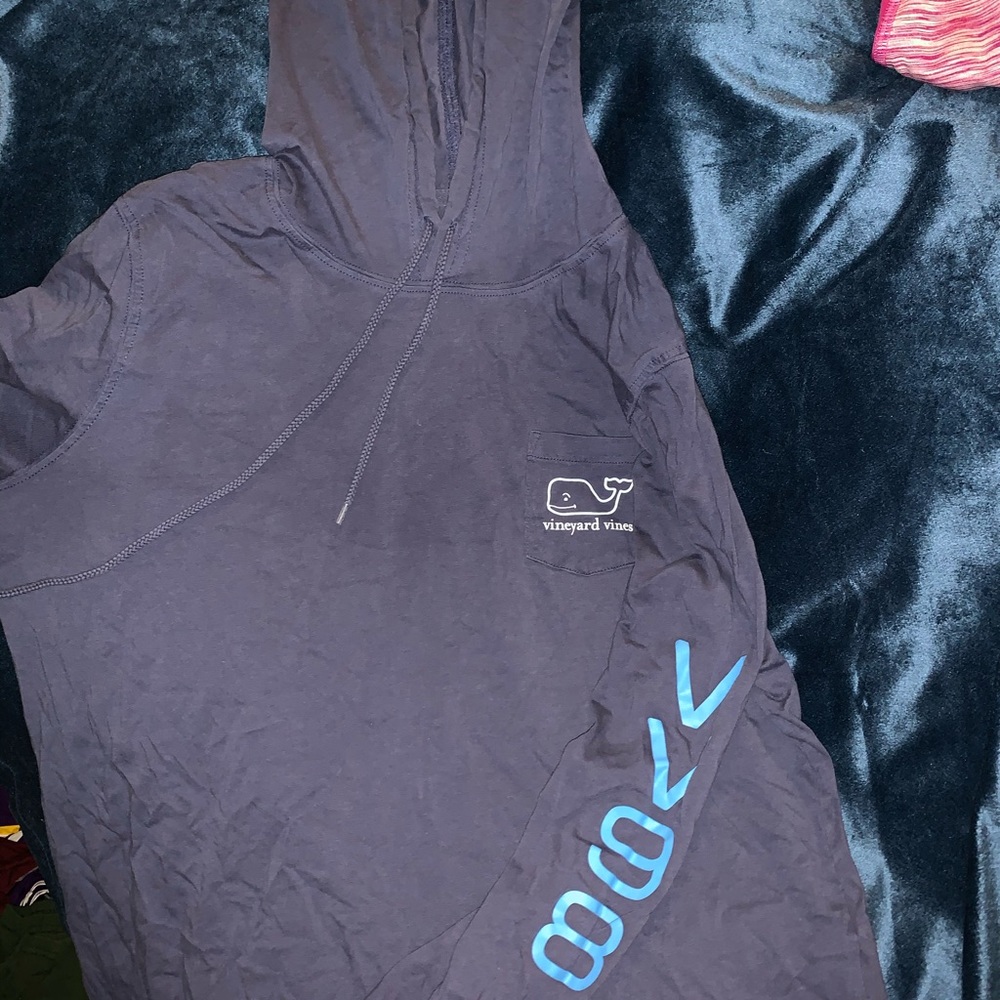 Women’s vineyard vines long sleeve shirt